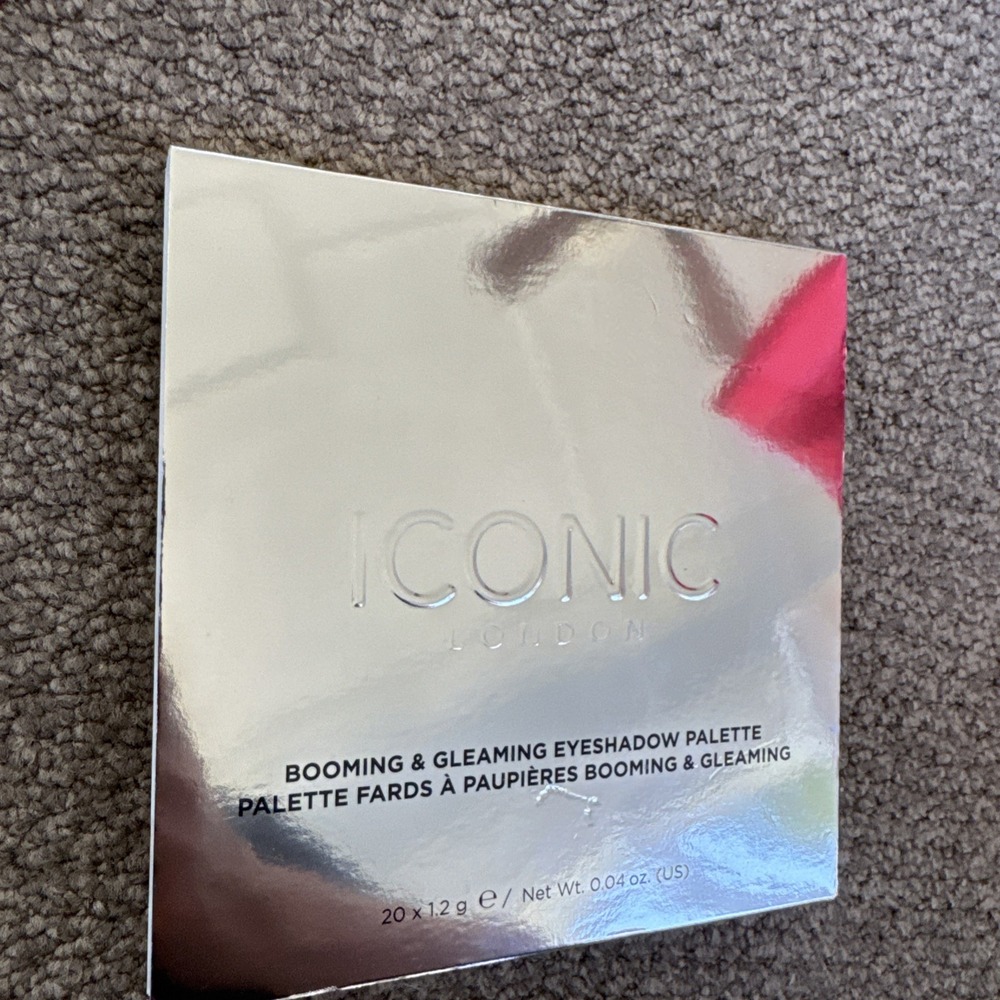 ICONIC LONDON Booming & Gleaming 20 Shade Eyeshadow Palette 20 x .04 oz/1.2g NEW
